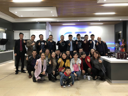 熱烈慶祝中國(guó)創(chuàng)意重慶分公司升級(jí)體驗(yàn)店開業(yè)