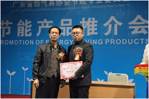 超人廚衛羅子?。浩放扑季S是中小企業最大的敵人