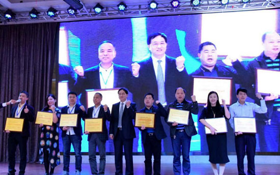回昔往首，發力明天！盤點偉業牌2017年度大事記