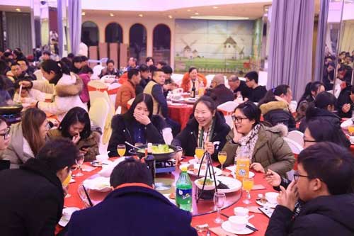 品牌大事|2018索福門業(yè)新春團(tuán)拜會在永康明珠大酒店舉行