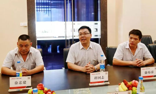 恒大集團蒞臨群升門業考察，對新型避難間防火門予以肯定