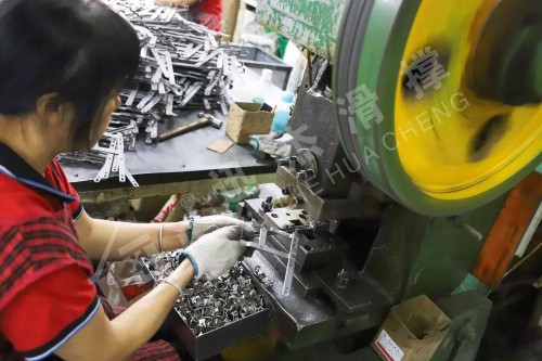 鋁合金門窗滑撐，迅杰一路向前、永不止步！