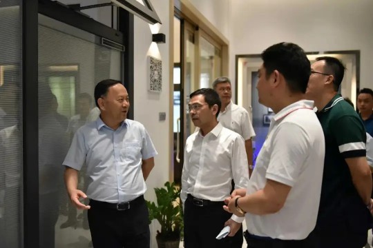 熱烈歡迎佛山市趙海副市長(zhǎng)一行蒞臨億合門(mén)窗調(diào)研指導(dǎo)