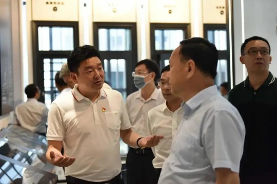 熱烈歡迎佛山市趙海副市長(zhǎng)一行蒞臨億合門(mén)窗調(diào)研指導(dǎo)