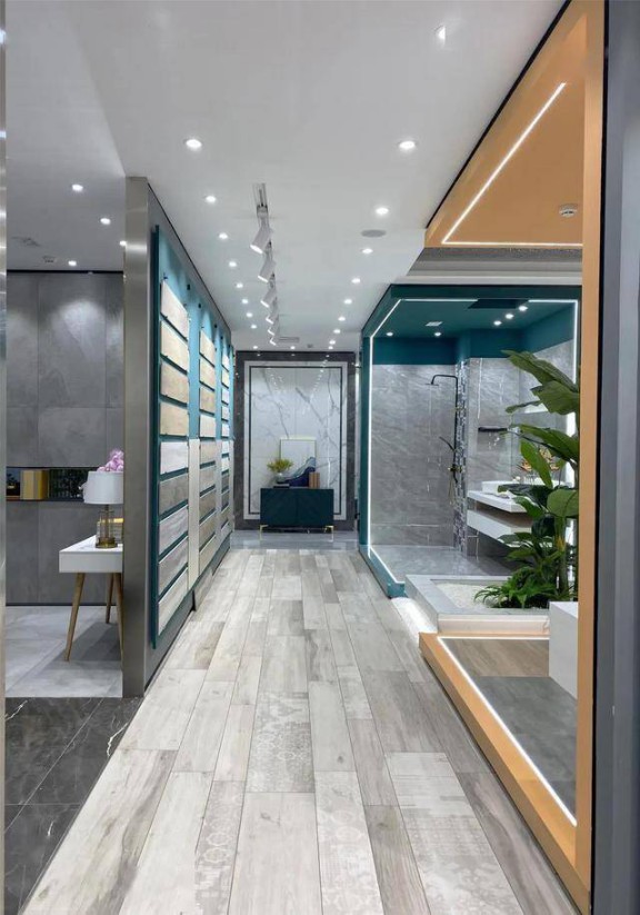 就在名都洛陽(yáng)，名優(yōu)店羅曼締克瓷磚旗艦店開業(yè)了