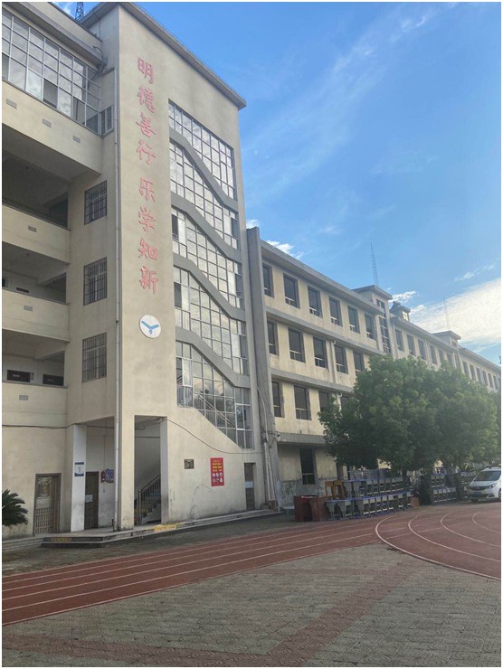 林德漆走進浠水縣重點實驗小學(xué) 煥發(fā)校園新活力