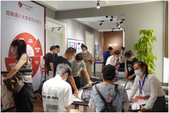 展會(huì)第三天，智能健康床墊益脈通，熱度不減!