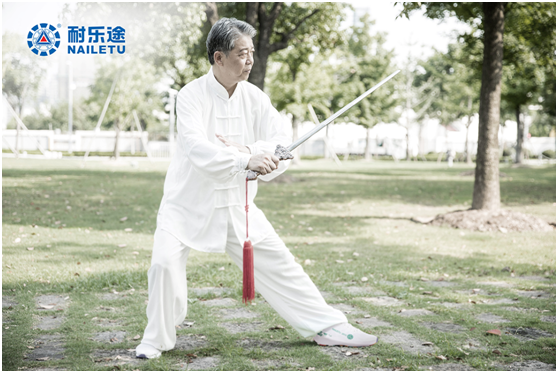 耐樂(lè)途功能鞋：拒絕退行性病變 提高老年人生活質(zhì)量